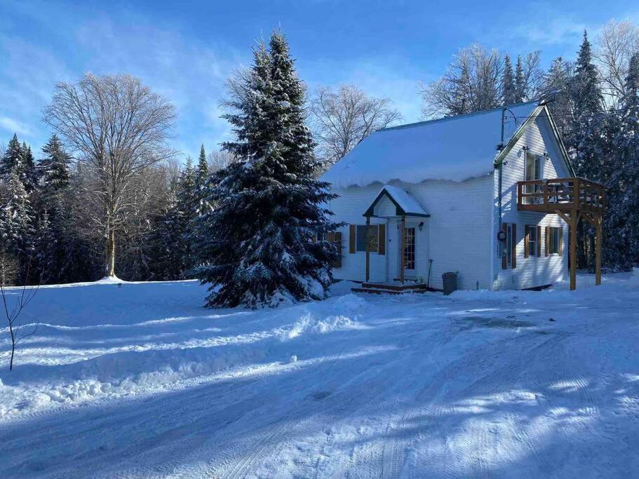 Le Jazz- Chalet Rustique/Chic Avec Spa Notre-Dame-Des-Bois Exteriör bild